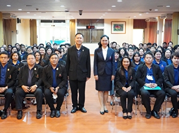 Associate Professor Dr. Nantaya Noichan,
Vice President for Academic Affairs at
Rajabhat Suan Sunandha University,
delivered a lecture on 'Challenges in
Education..