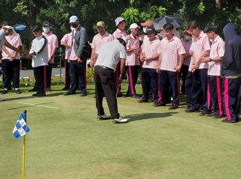 Students grade 11  participate to
develop potential and skills in sports
(golf) for the academic year 2023.