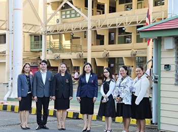 เช้าวันจันทร์ที่โรงเรียนสาธิตมหาวิทยาลัยราชภัฏสวนสุนันทา