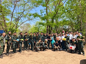 คณะผู้บริหารโรงเรียนสาธิตมหาวิทยาลัยราชภัฏสวนสุนันทาเดินทางไปเยี่ยมค่ายฝึกภาคสนาม
นักศึกษาวิชาทหารปี 3