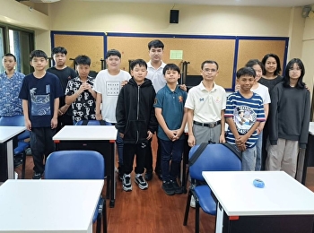 The administrators visited, greeted, and
encouraged students in the English
Program.