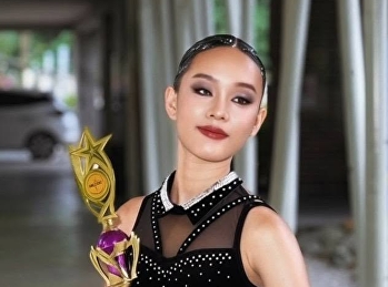 ขอแสดงความยินดี​กับเด็กหญิงปณิชา
ปันกองงาม ห้อง ม.4/2 (ห้อง กสพท.
)คว้ารางวัลการแข่งขันรายการ Malaysia
Challenge Cup Dance Competition